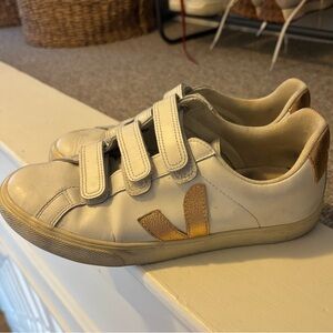 Veja Sneakers